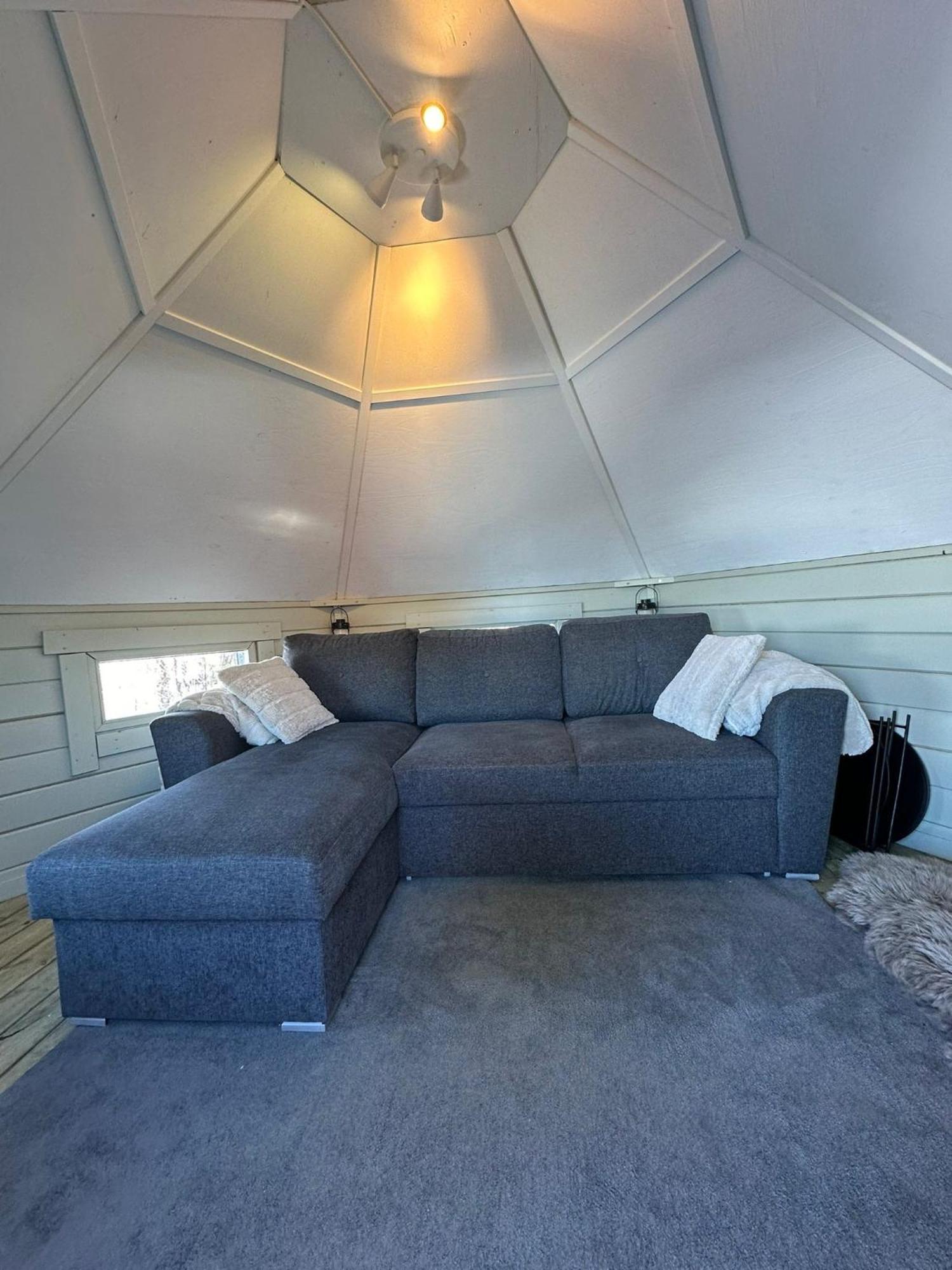 Vila Camp Caroli Hobbit Hut Jukkasjärvi Exteriér fotografie